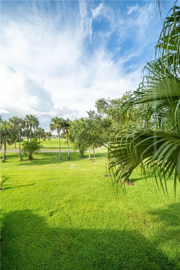 3350 Pinewalk Drive Pompano Beach FL 33063