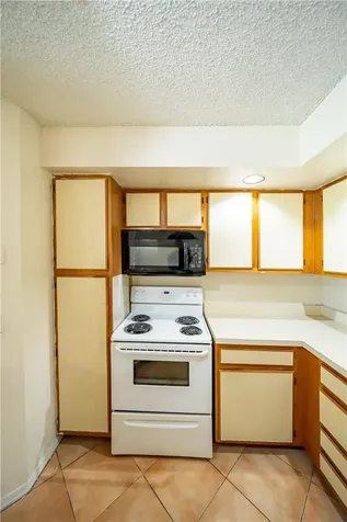 3350 Pinewalk Drive Pompano Beach FL 33063