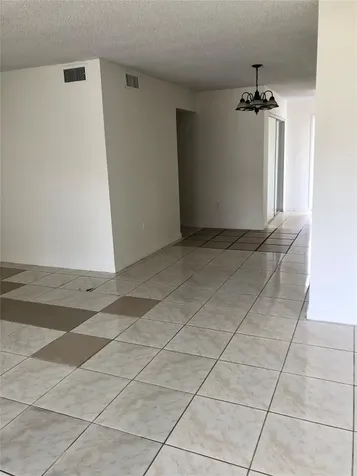 Miami FL 33172