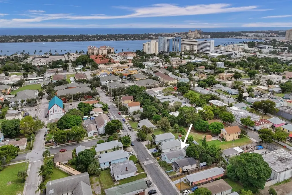 536 18th Street West Palm Beach FL 33407