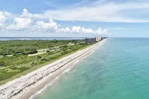 40 NE Plantation Road Stuart FL 34996
