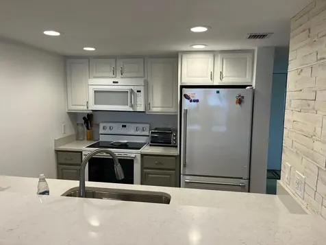 40 NE Plantation Road Stuart FL 34996