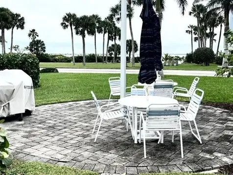 40 NE Plantation Road Stuart FL 34996