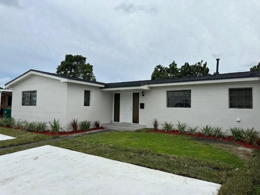 1970 NW 189th Terrace Miami Gardens FL 33056