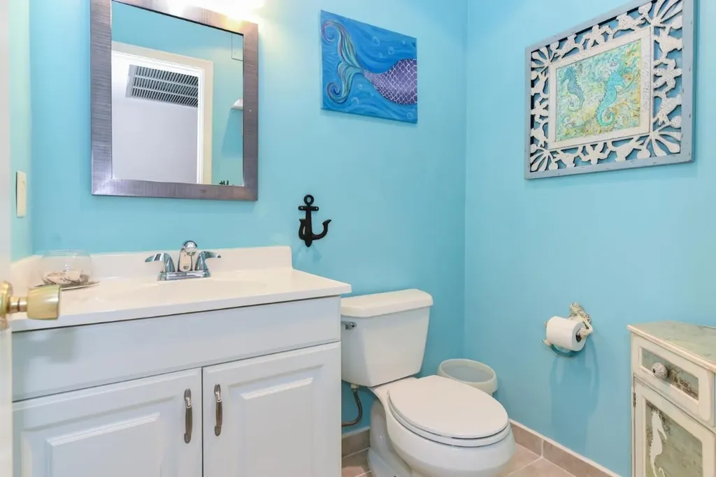 298 SW 6th Street Boca Raton FL 33432