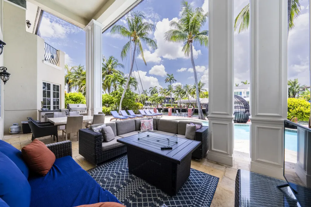 7 Pelican Drive Fort Lauderdale FL 33301