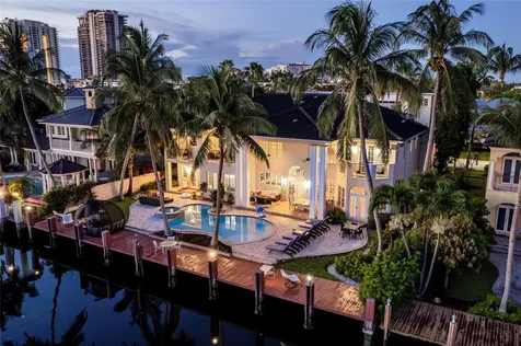 7 Pelican Drive Fort Lauderdale FL 33301