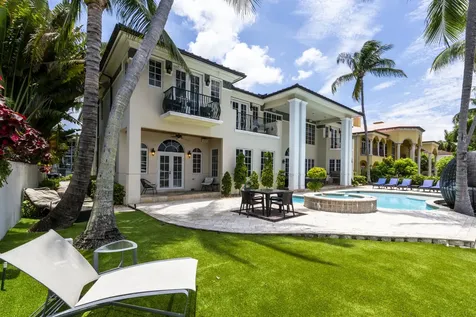 7 Pelican Drive Fort Lauderdale FL 33301