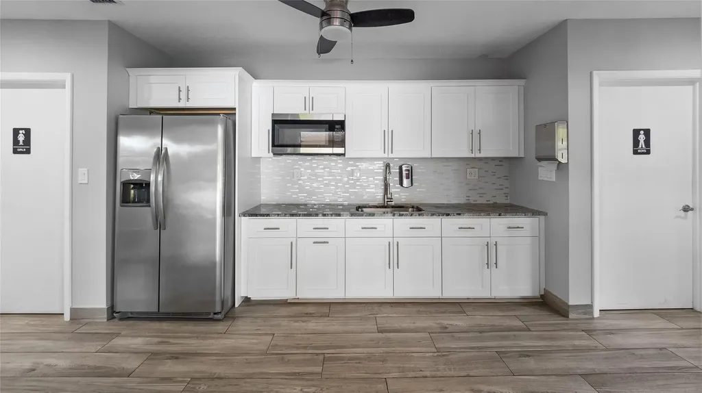 535 Oaks Drive Pompano Beach FL 33069