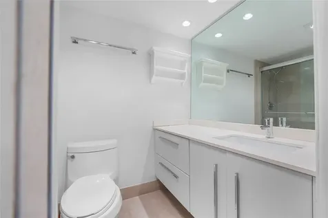 535 Oaks Drive Pompano Beach FL 33069