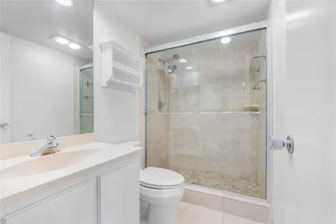 535 Oaks Drive Pompano Beach FL 33069