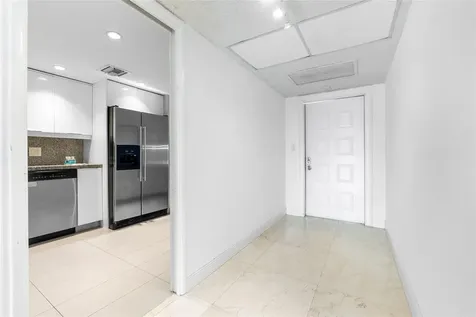 535 Oaks Drive Pompano Beach FL 33069
