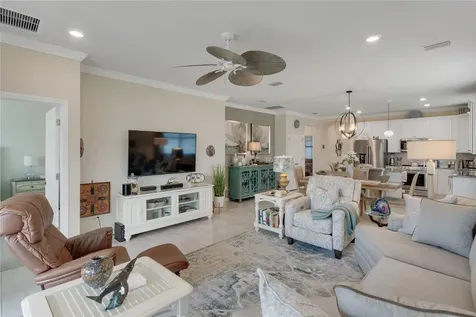 5122 Unity Square Vero Beach FL 32967