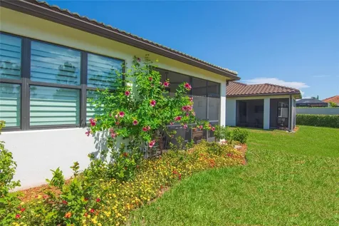 5122 Unity Square Vero Beach FL 32967
