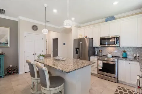 5122 Unity Square Vero Beach FL 32967