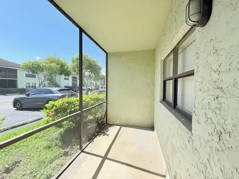 4097 NW 87th Avenue Sunrise FL 33351