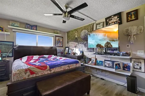 800 SW 125th Way Pembroke Pines FL 33027