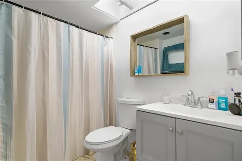 800 SW 125th Way Pembroke Pines FL 33027