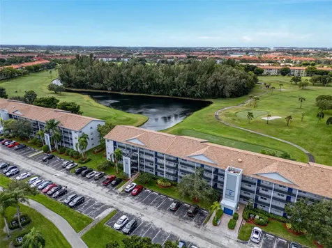 800 SW 125th Way Pembroke Pines FL 33027