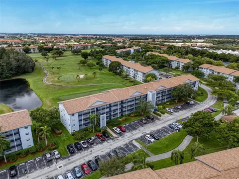 800 SW 125th Way Pembroke Pines FL 33027