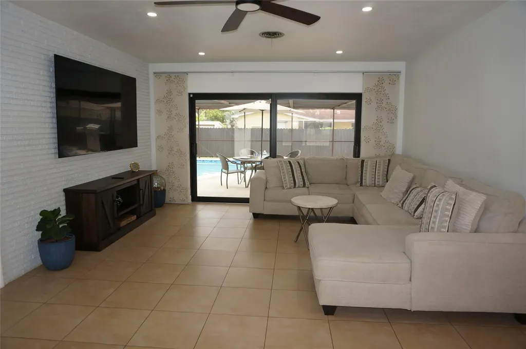 9220 SW 56th Street Miami FL 33165
