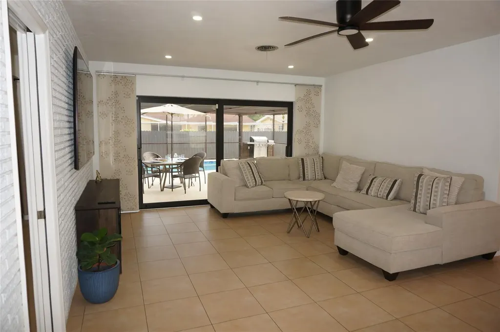 9220 SW 56th Street Miami FL 33165