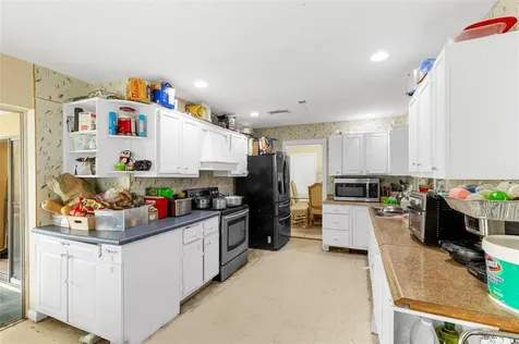 970 SW 67th Avenue North Lauderdale FL 33068