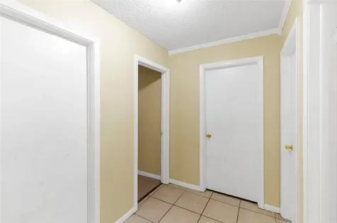 970 SW 67th Avenue North Lauderdale FL 33068
