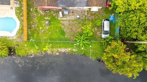 970 SW 67th Avenue North Lauderdale FL 33068
