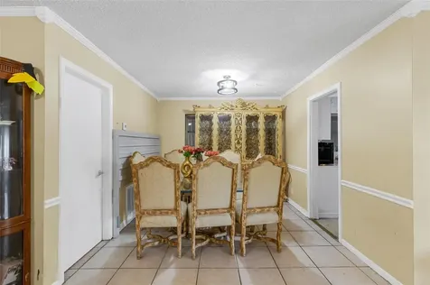 970 SW 67th Avenue North Lauderdale FL 33068