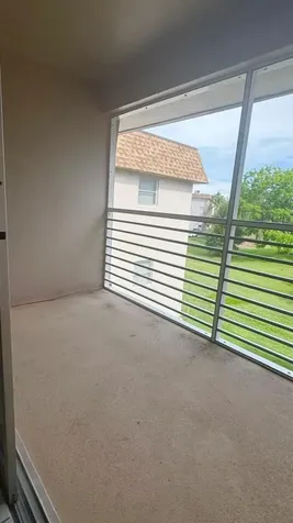 2491 82 Davie FL 33317