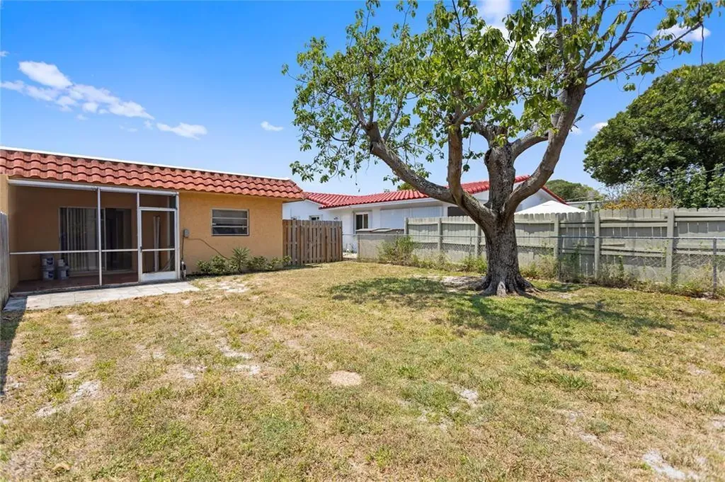 697 Ipswich Street Boca Raton FL 33487