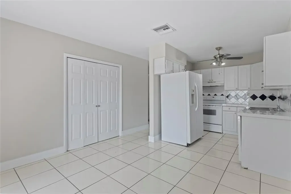 697 Ipswich Street Boca Raton FL 33487