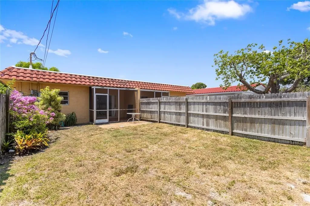 697 Ipswich Street Boca Raton FL 33487