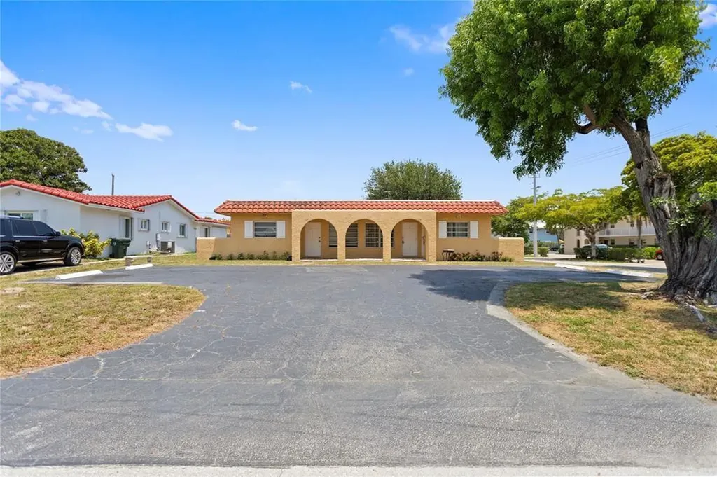 697 Ipswich Street Boca Raton FL 33487