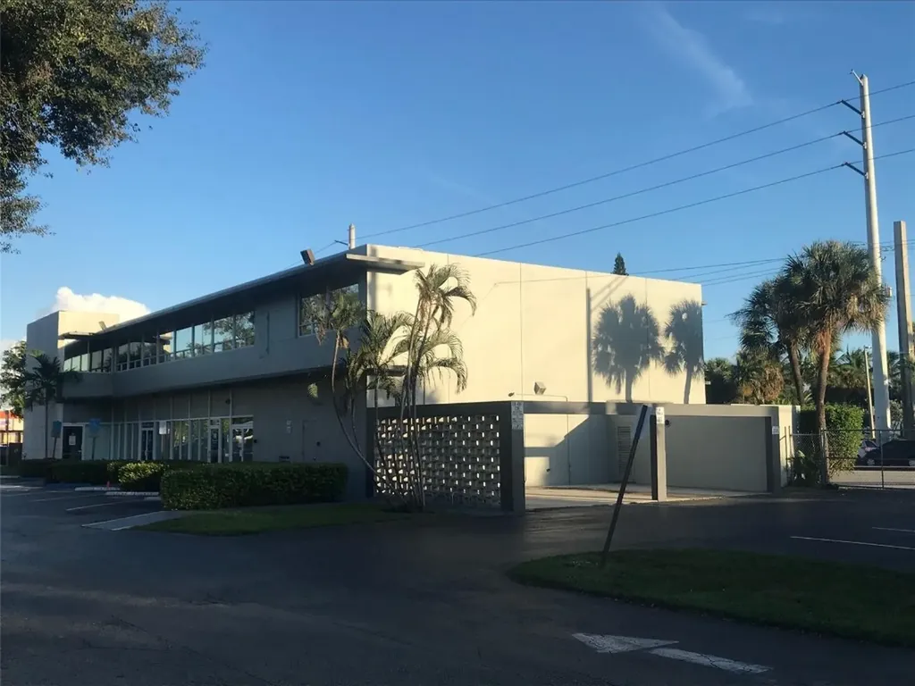 140 S Federal Highway Dania Beach FL 33004