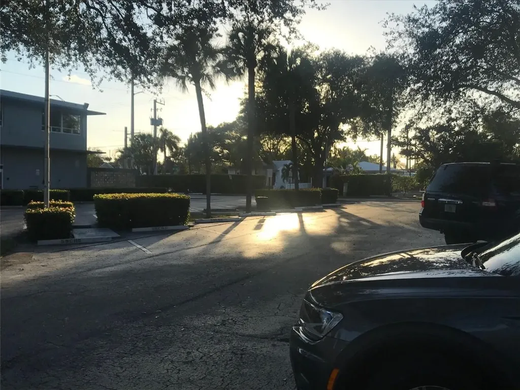 140 S Federal Highway Dania Beach FL 33004
