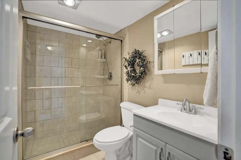 2940 N Course Drive Pompano Beach FL 33069