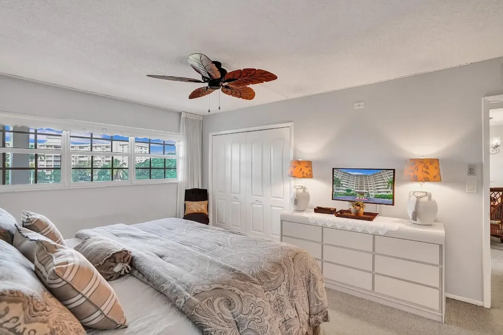 2940 N Course Drive Pompano Beach FL 33069