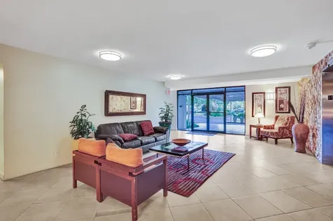 2940 N Course Drive Pompano Beach FL 33069