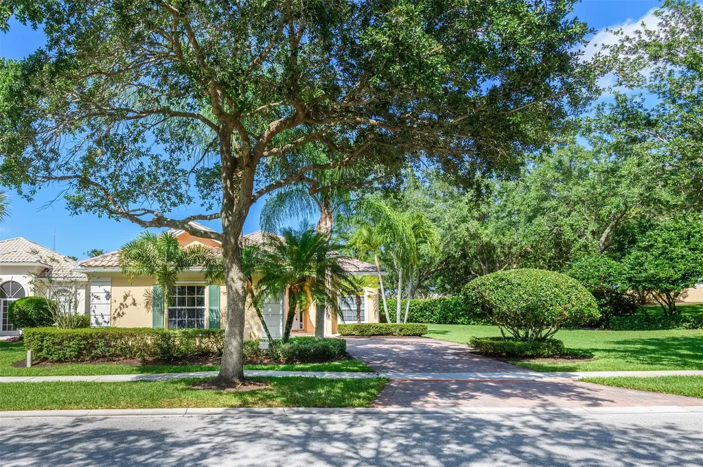 8019 Nevis Place Wellington FL 33414