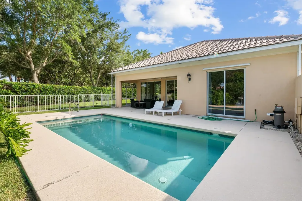 8019 Nevis Place Wellington FL 33414