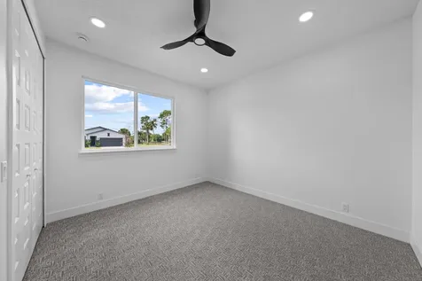 6904 Salerno Road Fort Pierce FL 34951