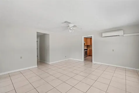 1824 S 29th Street Fort Pierce FL 34947