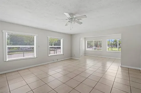 1824 S 29th Street Fort Pierce FL 34947