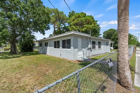 1824 S 29th Street Fort Pierce FL 34947
