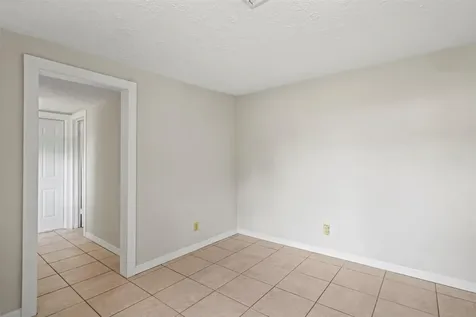 1824 S 29th Street Fort Pierce FL 34947
