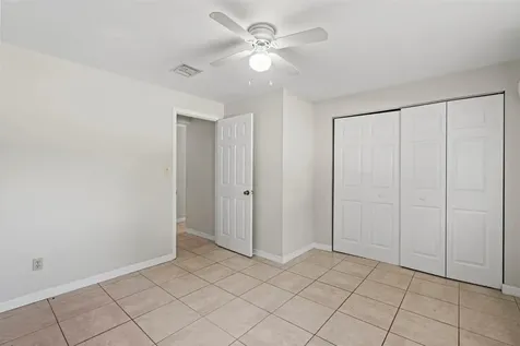 1824 S 29th Street Fort Pierce FL 34947