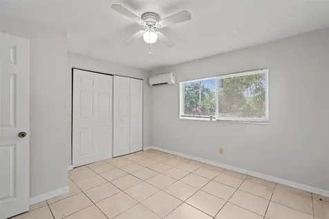 1824 S 29th Street Fort Pierce FL 34947