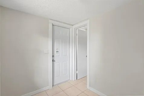 1824 S 29th Street Fort Pierce FL 34947